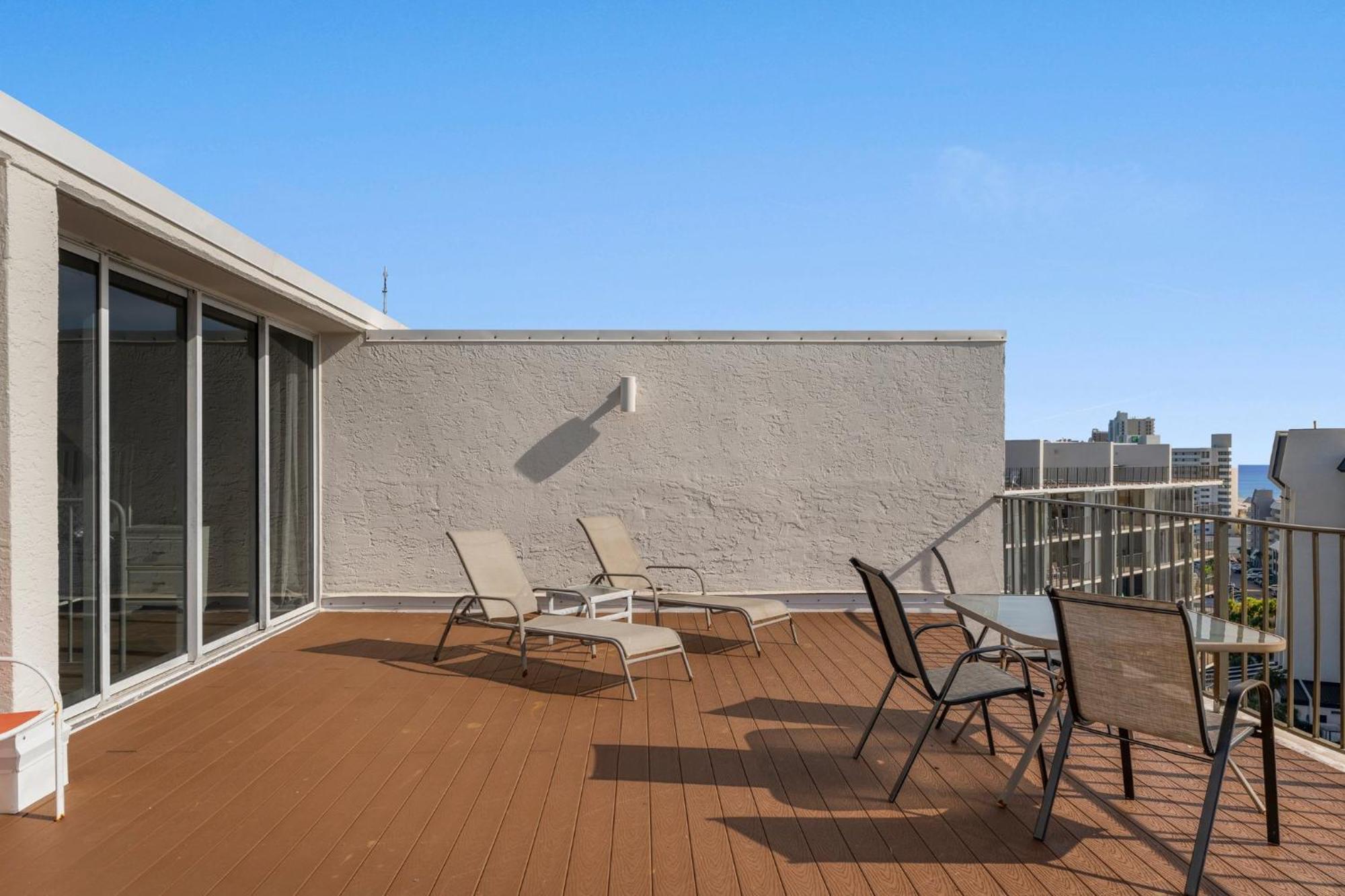 Edgewater 1210-1 Holiday home