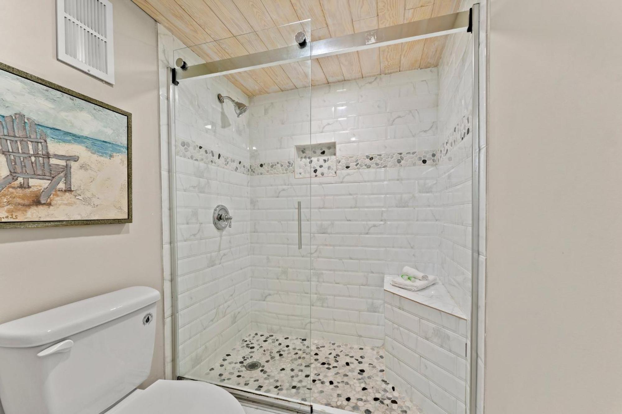 Edgewater 1210-1